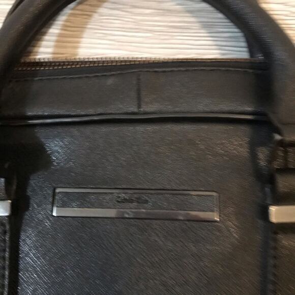 CALVIN KLEIN Men’s Black Leather Briefcase - Picture 4 of 12